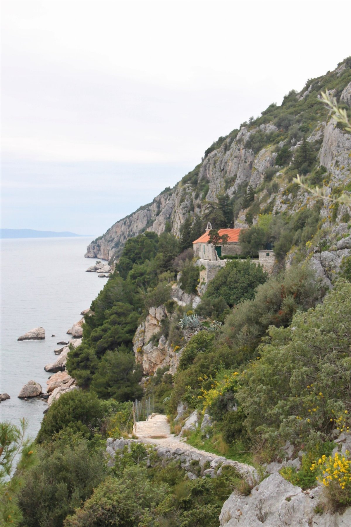 Eglise notre dame de prizidnica et ermitage slatine