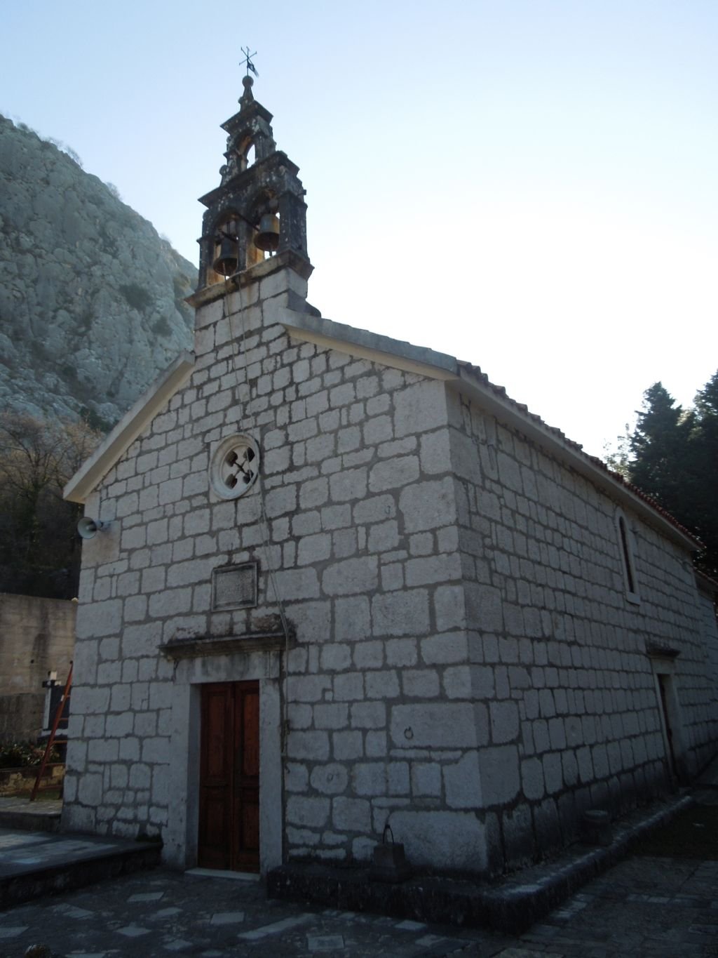 Eglise saint antoine zadvarje
