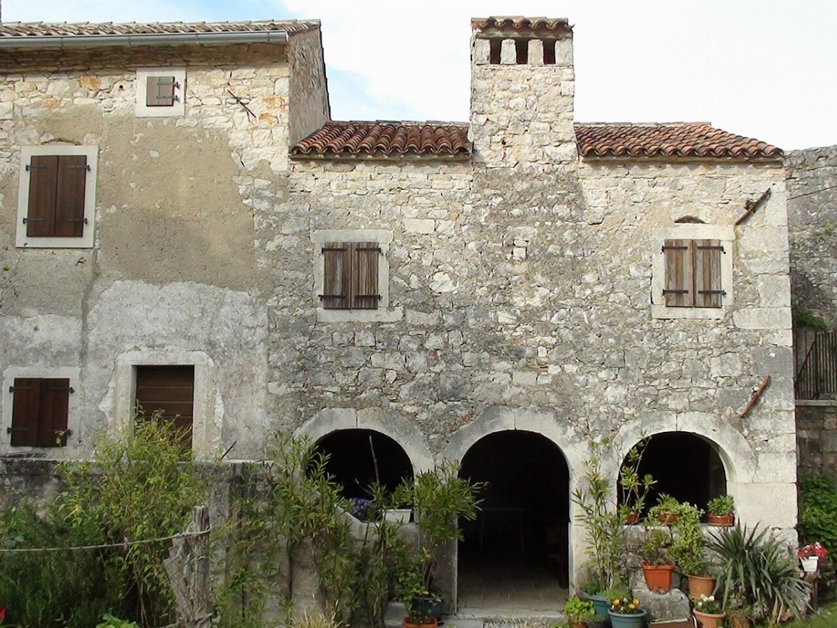 Ensemble d habitation et d exploitation krsan