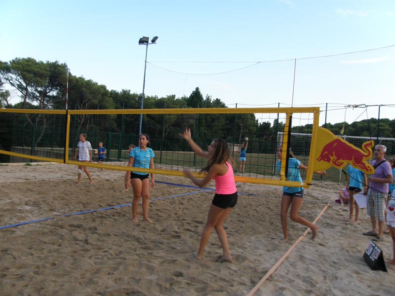 Plage de paltana banjole beach volley et football